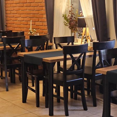 Gosciniec Pod Lilijka Hotel Podzamcze  Exterior foto